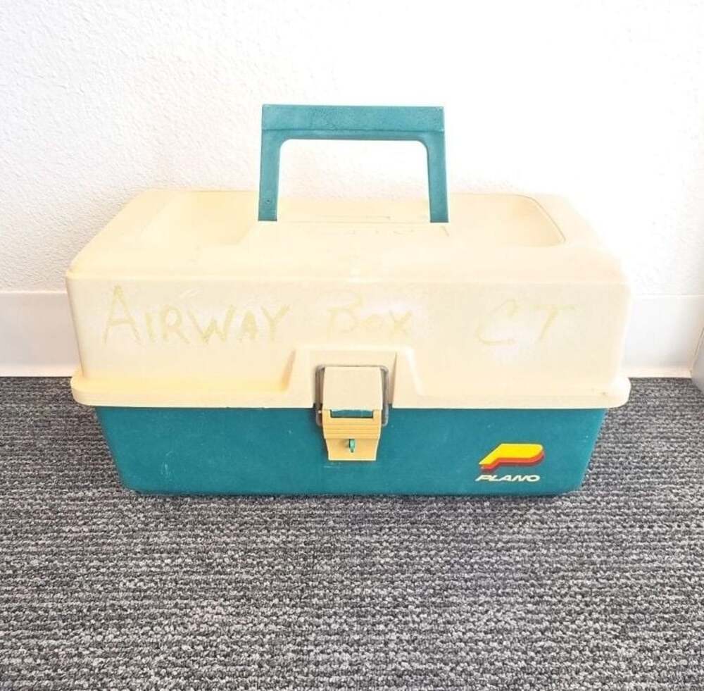 Vintage Plano Model 6803 Green and Beige 3-Tray Fishing Tackle Box